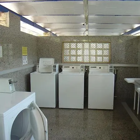 Camping Moraira キャンプ場 *