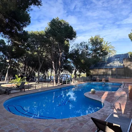 Camping Moraira אתר קמפינג *